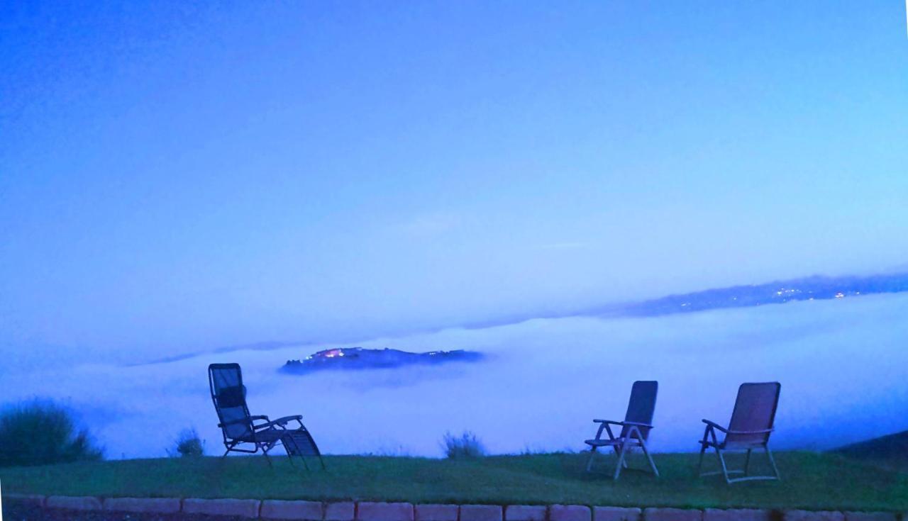 Agriturismo Le Crete - Appartamenti Asciano Luaran gambar